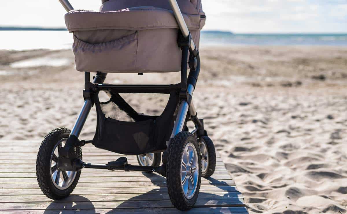 Taking a beach stroller to the beach